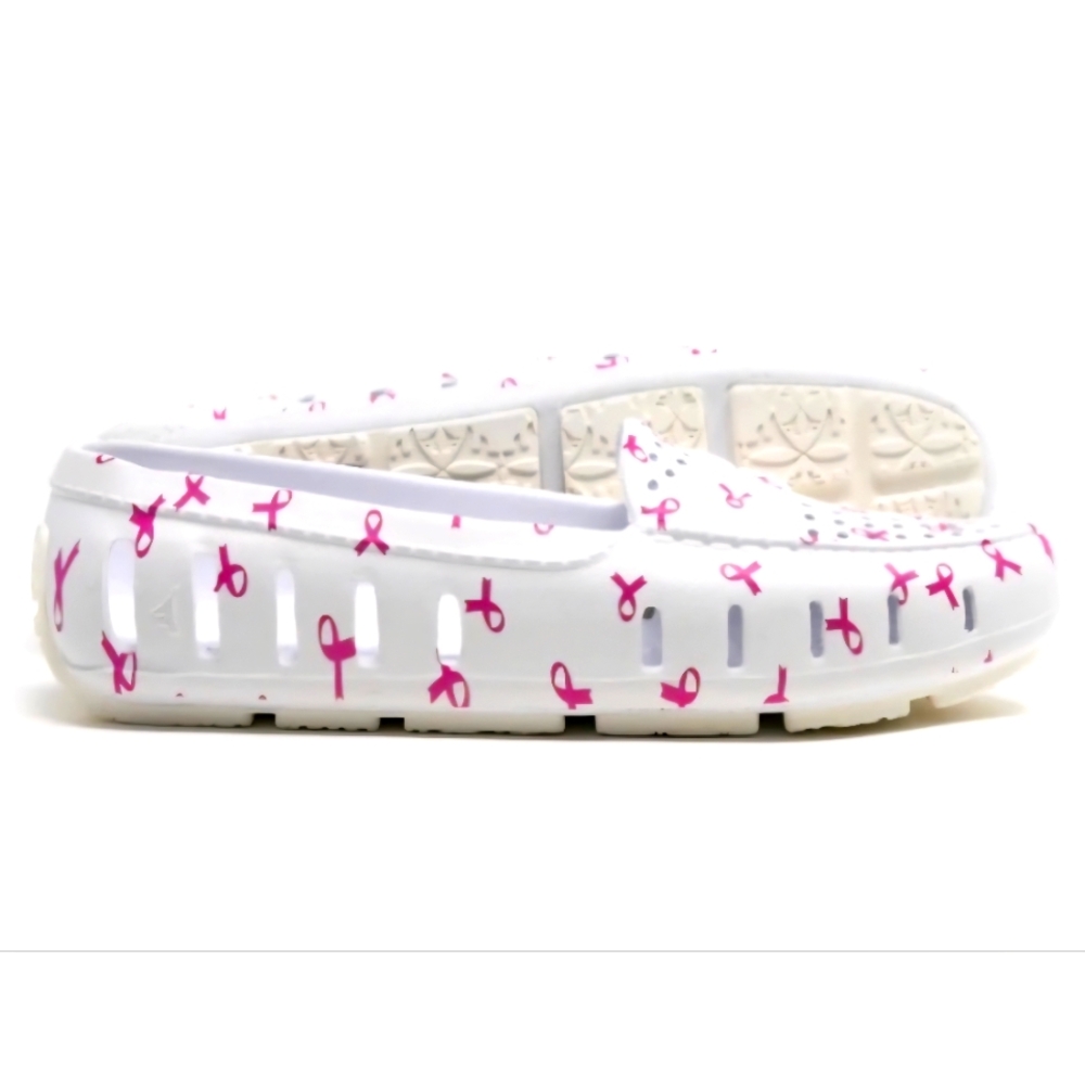NWOT Floafers Posh Driver SZ 8 Cancer Awareness